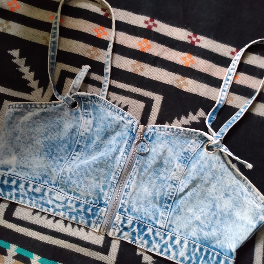 Forever 21 denim Beaduea